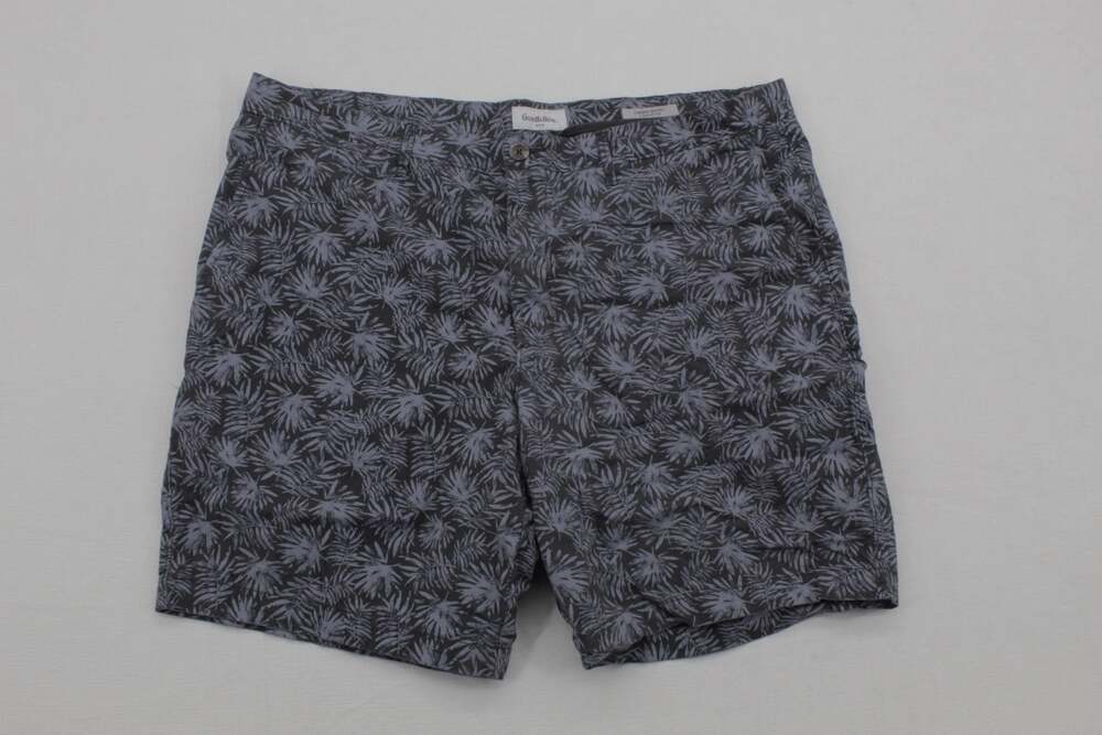 Goodfellow & Co Linden Flat Front Shorts in Gray Palm Tropical Print Size 40
